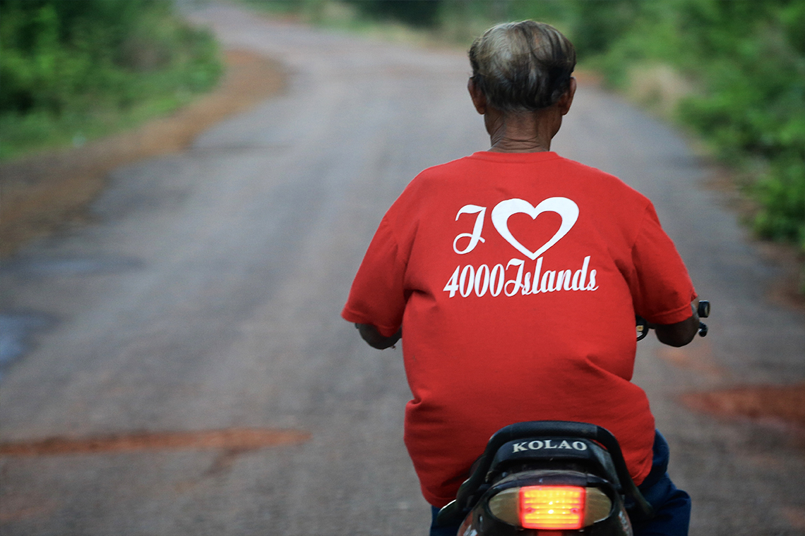 Explore the Tranquil Countryside of Luang Prabang with Golden Cycling Tours: The Ultimate Bike Tour